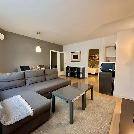 Spacious In Bonanova Appartement
